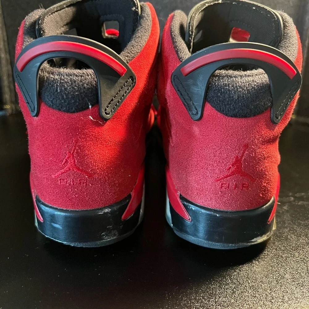 Nike‎ Air Jordan 6 Retro Toro Bravo Boys Size 7Y Red Basketball Shoes Sneakers